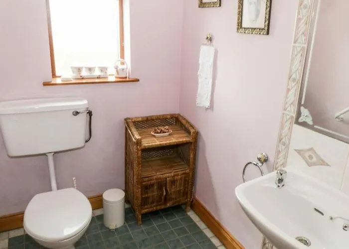 An Maide Ban, Holiday home Cootehill